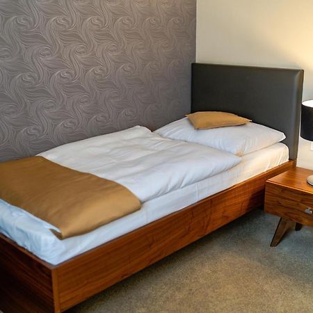 Hotel Vetruse Ústí nad Labem Екстериор снимка
