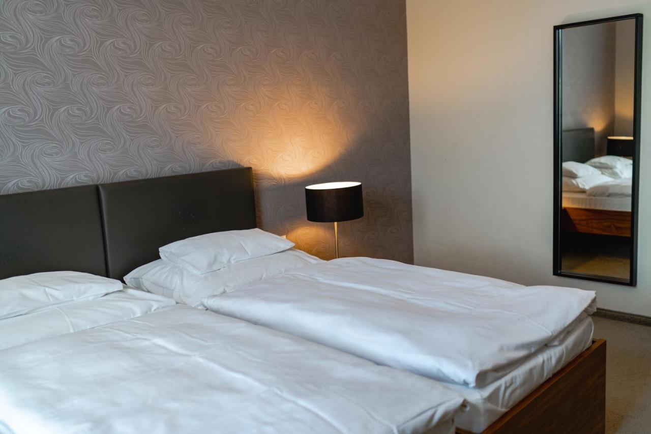 Hotel Vetruse Ústí nad Labem Стая снимка