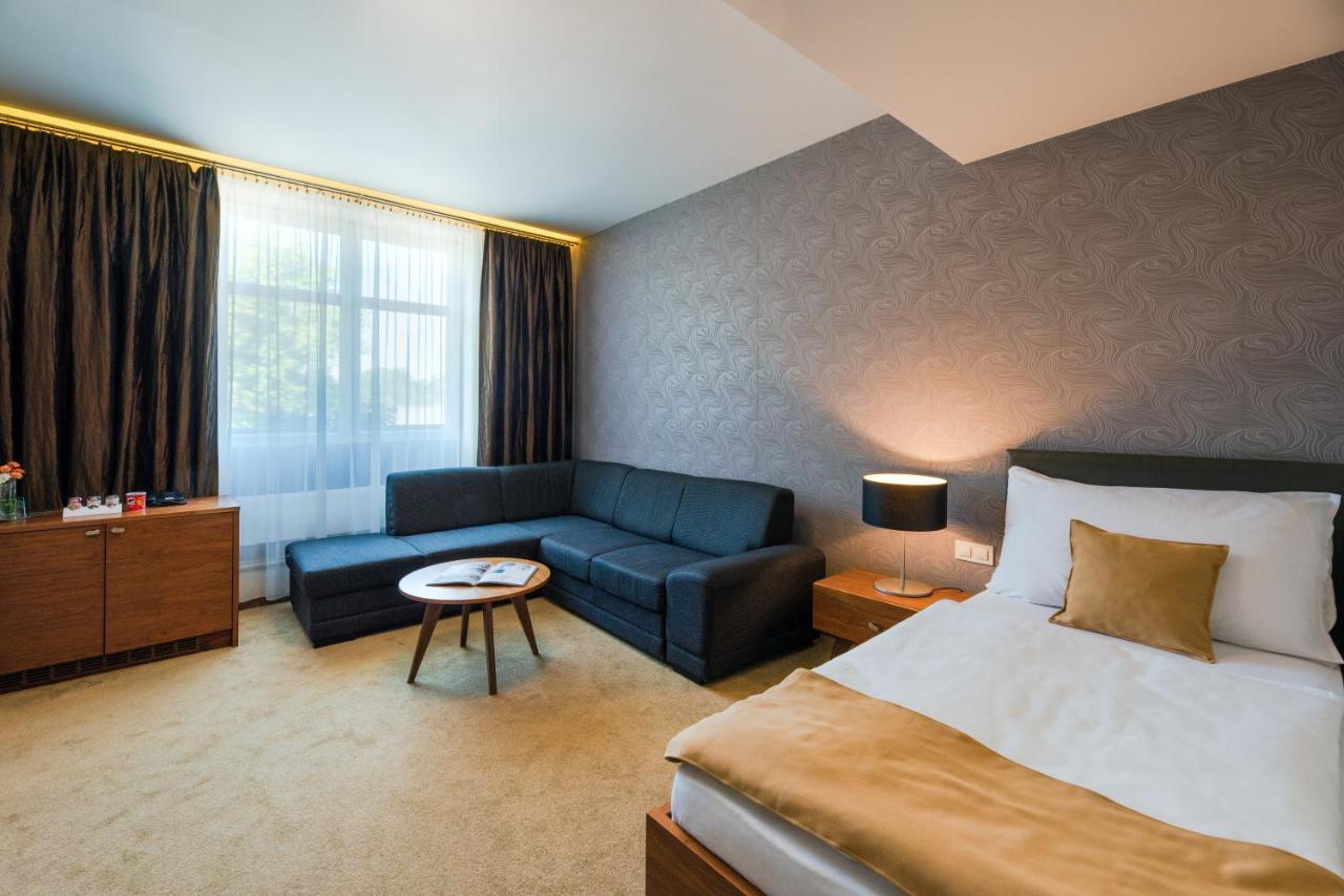 Hotel Vetruse Ústí nad Labem Екстериор снимка