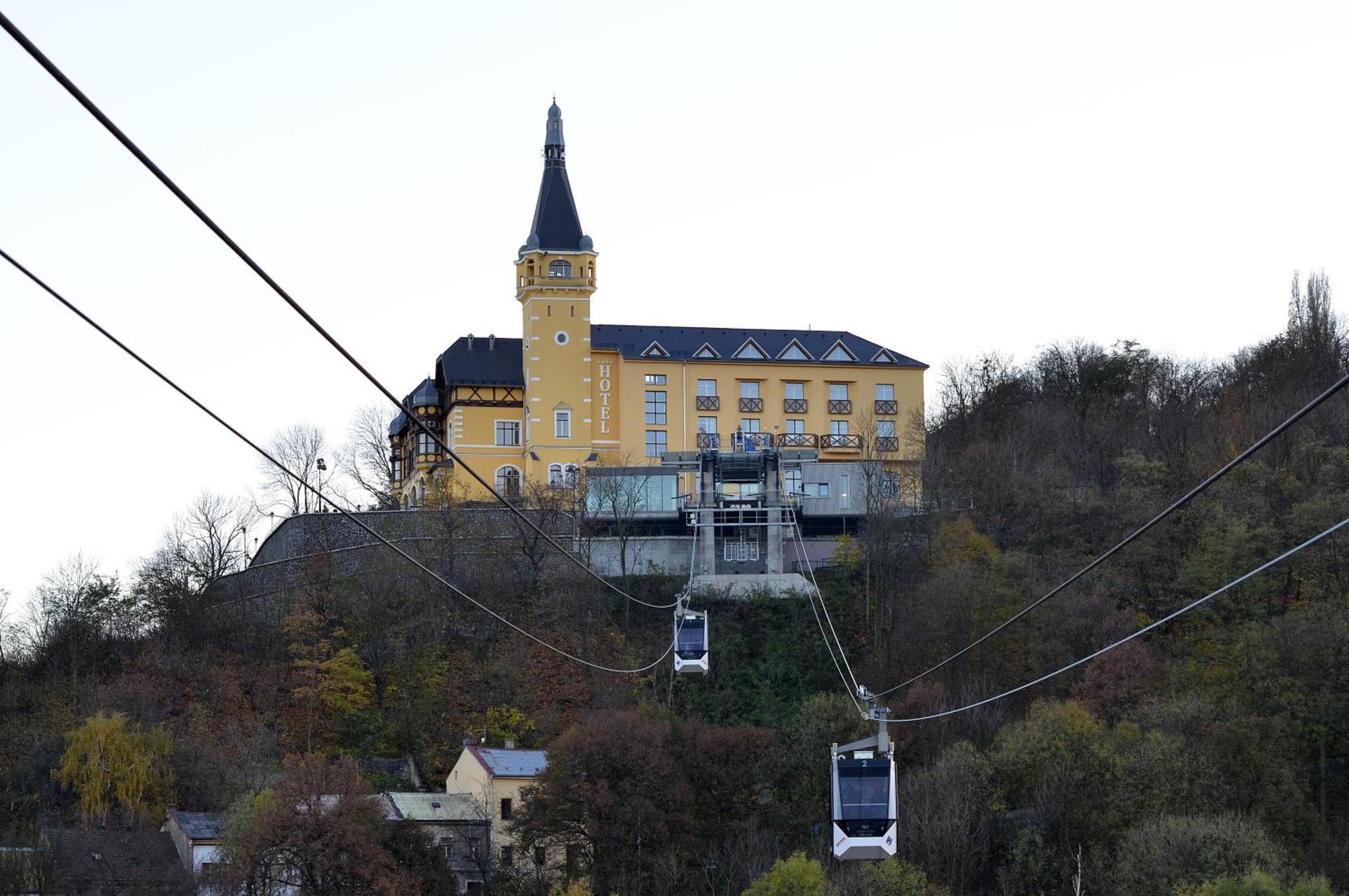 Hotel Vetruse Ústí nad Labem Екстериор снимка